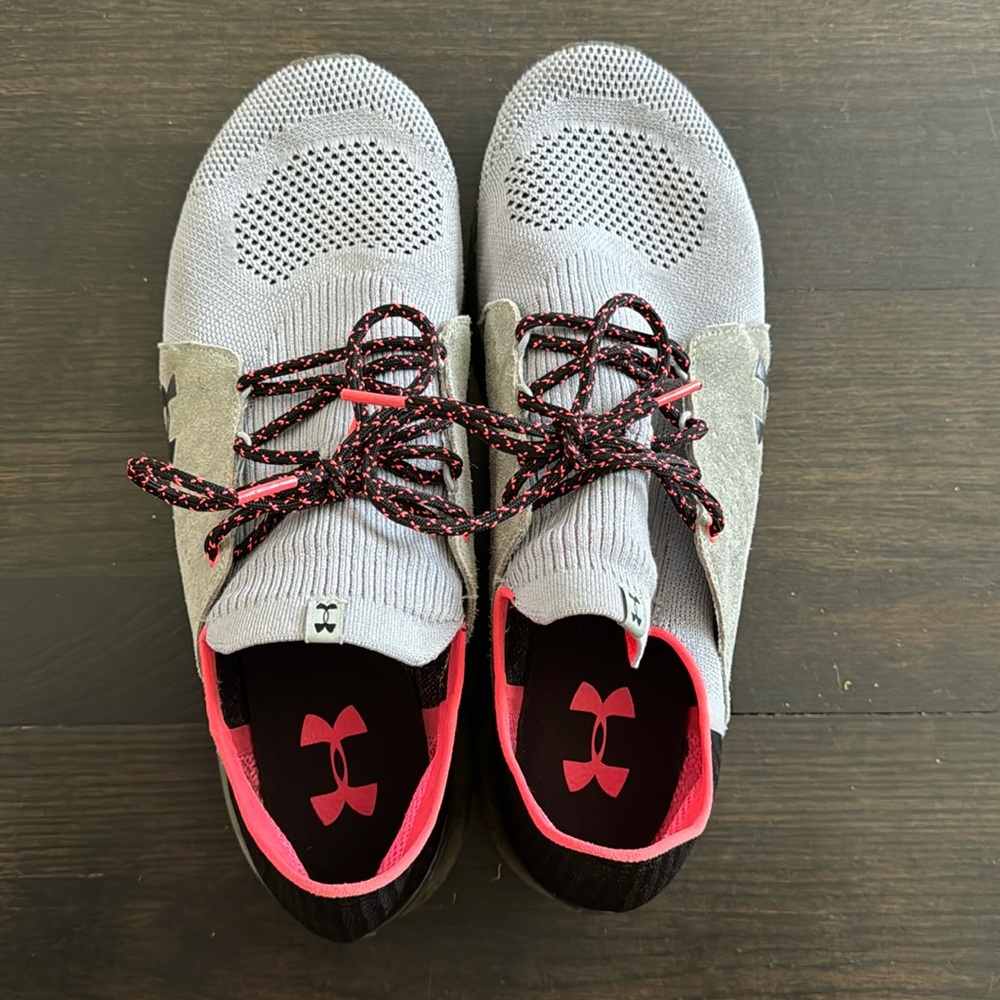 Men’s size 13 Under Armour Shoes